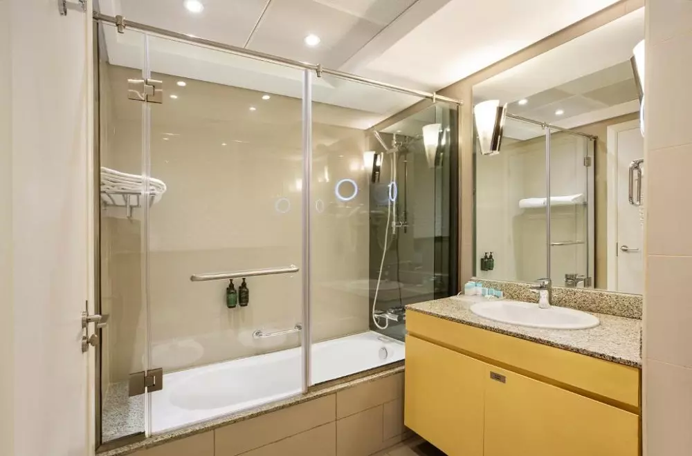 هتل رویال کنتیننتال دبی